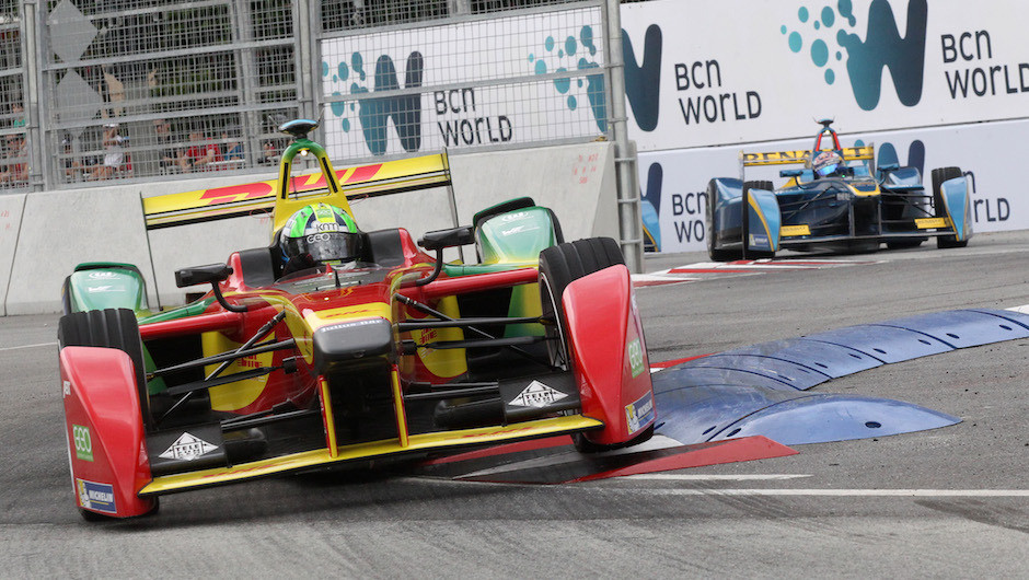 Di Grassi flies over the chicane in Turn 2