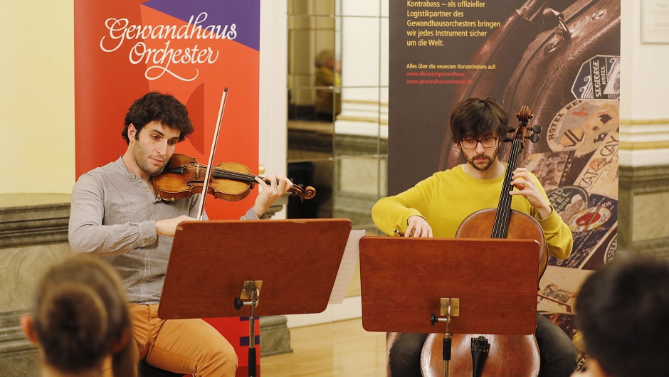 Thery and Defranoux perform a private concert for students. (Photo Credits: DHL)