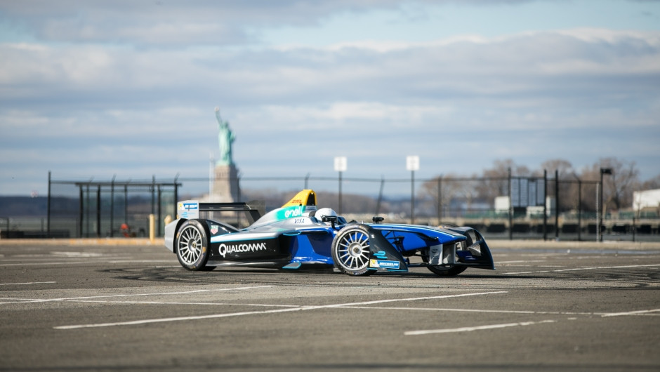 DHL delivers Formula E for first ever zero-emissions motorsports in New York City