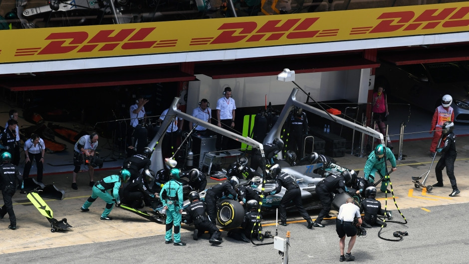DHL Fastest Pit Stop Award: Speedy tire changes more important than ever in 2018