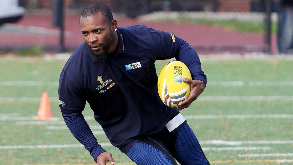 Ahman Green's still got it on the football field!