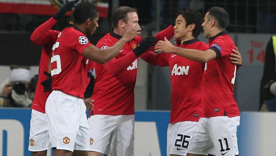 Manchester United reach last 16 in Champions League
