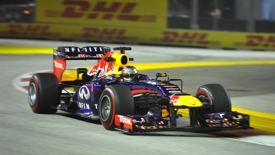 Vettel races 5th Fastest Lap in Singapore