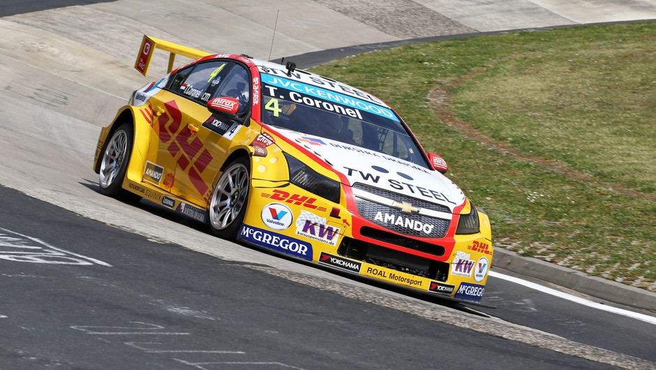 WTCC - WTCC community gets behind Tiago Monteiro