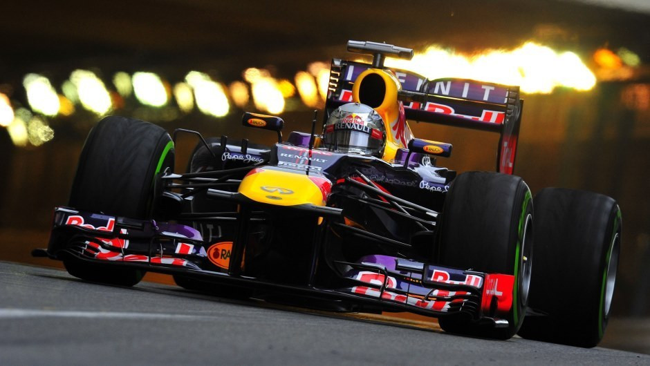 Vettel's 3rd Fastest Lap on floodlit streets of Monaco