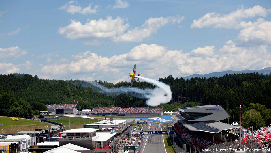 Fans at the Austrian GP got an Air Race preview.