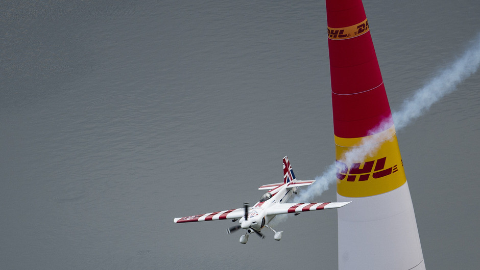 Battle of nerves at Red Bull Air Race in Ascot