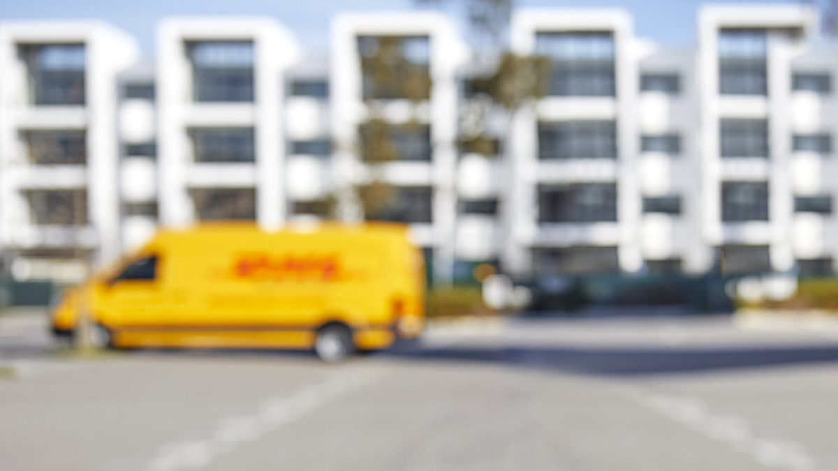 DHL Delivery Car