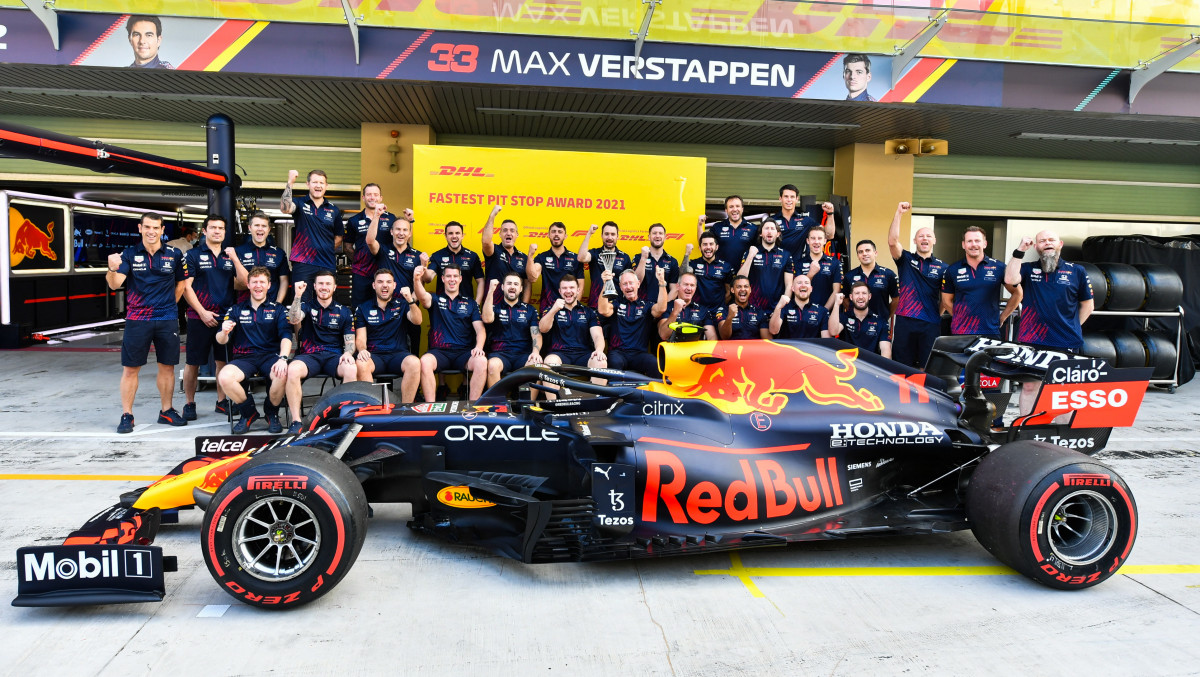 DHL Fastest Pit Stop Award presented to Red Bull Racing