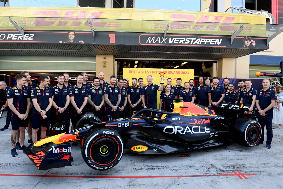 Red Bull Racing and Max Verstappen win 2022 Formula 1® DHL