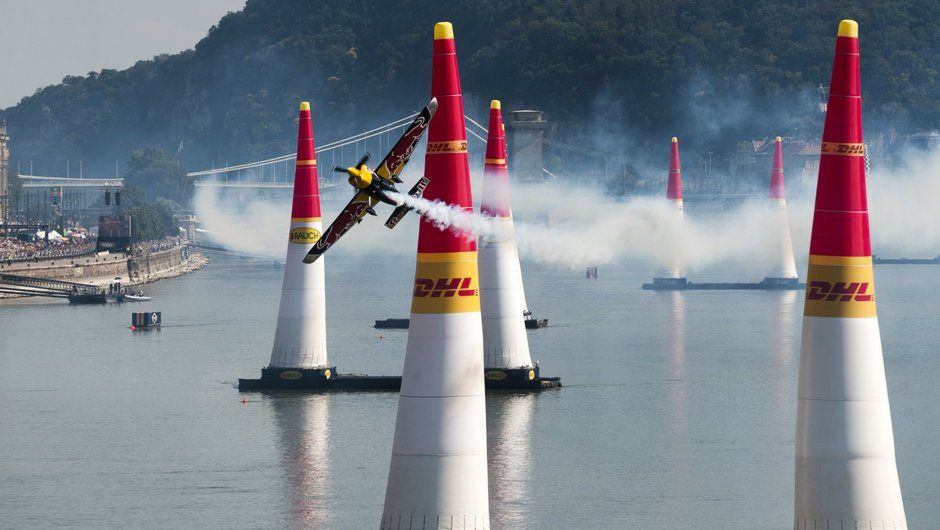 Spectacle in Budapest marks mid-point of season
