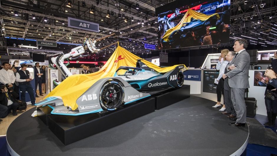 Covers come off the next generation Formula E car