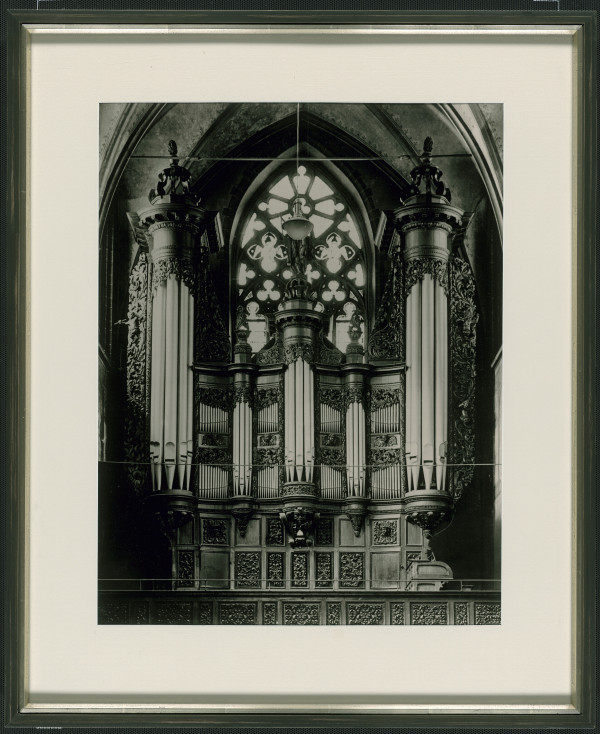 "El órgano de Beethoven" en la iglesia de San Remigio, Fotografía en torno al 1905