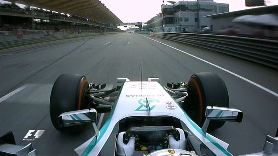 Lewis Hamilton Sets DHL Fastest Lap in Malaysia