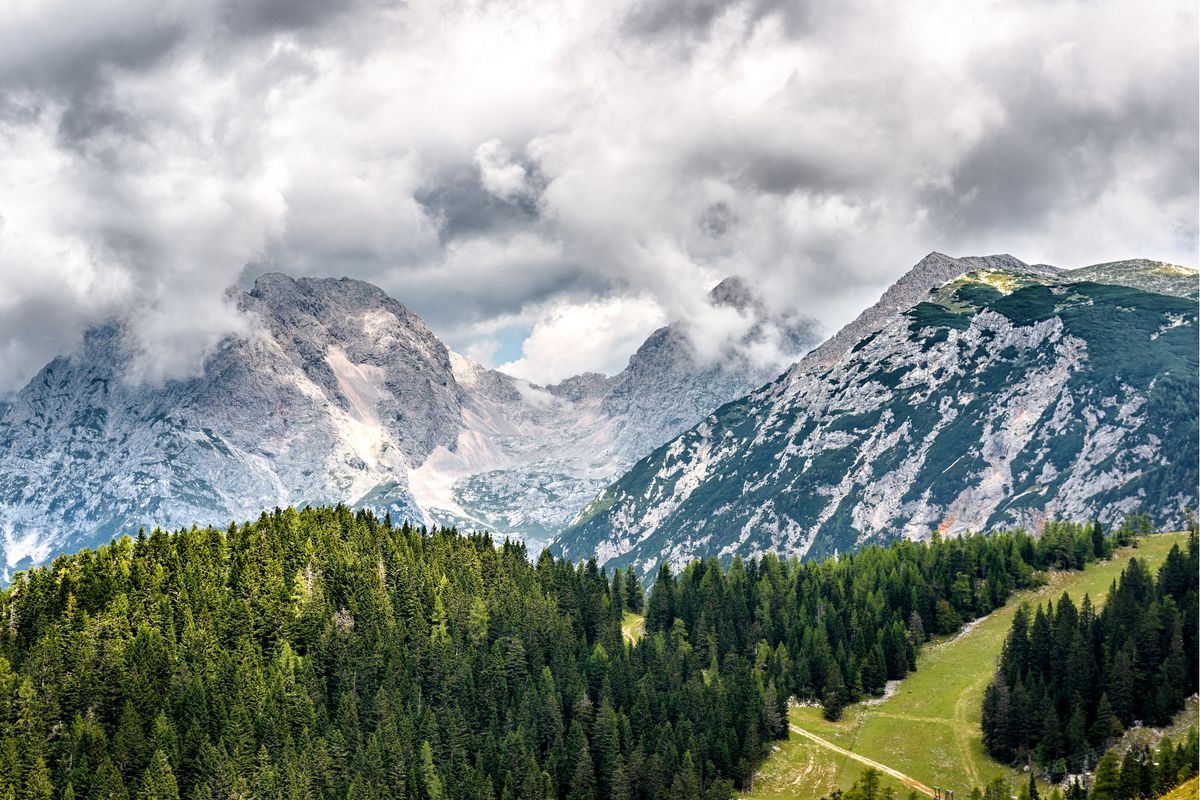 KRVAVEC MOUNTAIN (SLOVENIA)