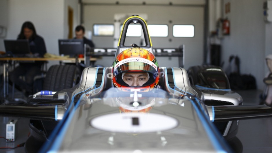 VIDEO: Eye on Beijing – Chinese Driver Ho-Pin Tung Tests Formula E Car