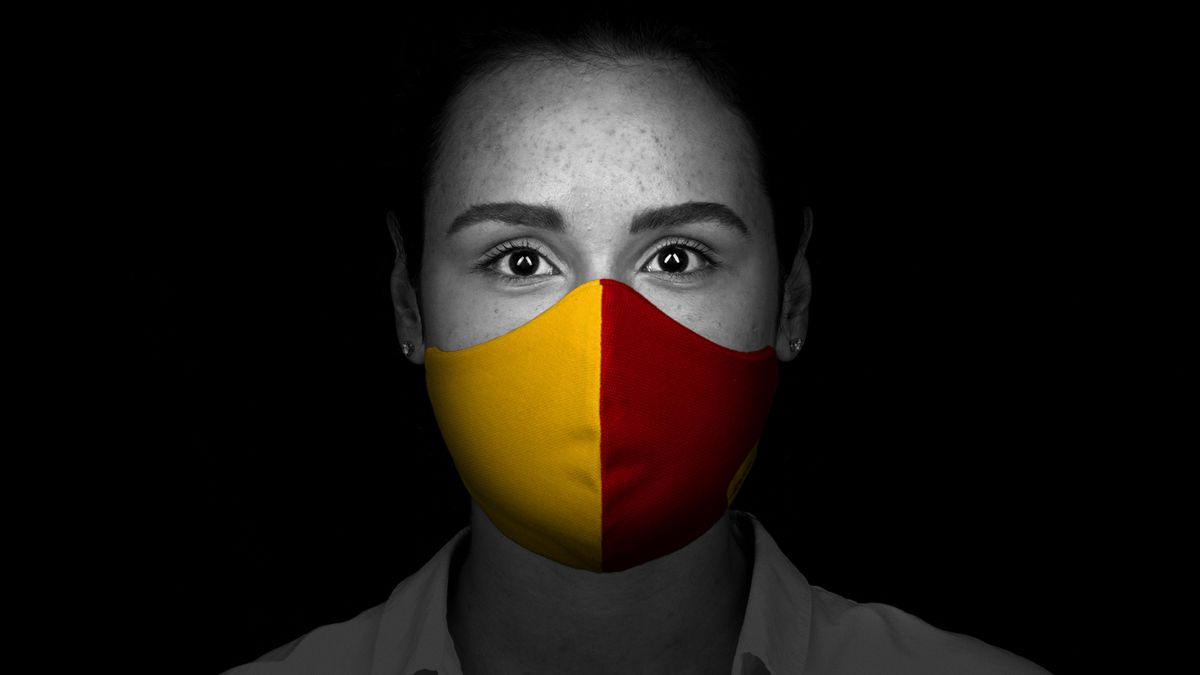 <p class="quote">"I never thought that I would be working with people from so many different cultures and backgrounds. DHL gives me the opportunity to explore the world even without leaving the Post Tower."<b class="quote-source">Veronika</b></p>
