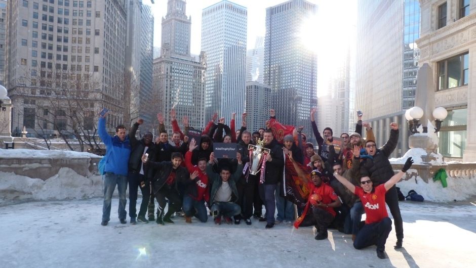 Braving the cold at Chicago's River Bridge