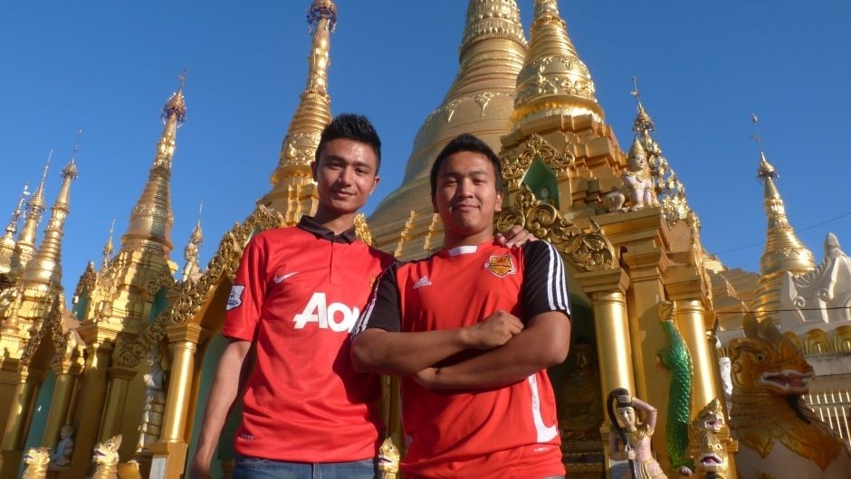 Pyimoeaung & Chitoonaing travelled 300 miles to meet Andew Cole