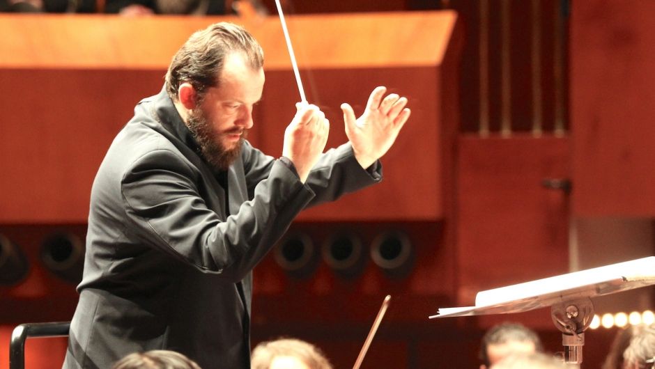Gewandhauskapellmeister Andris Nelsons leads orchestra