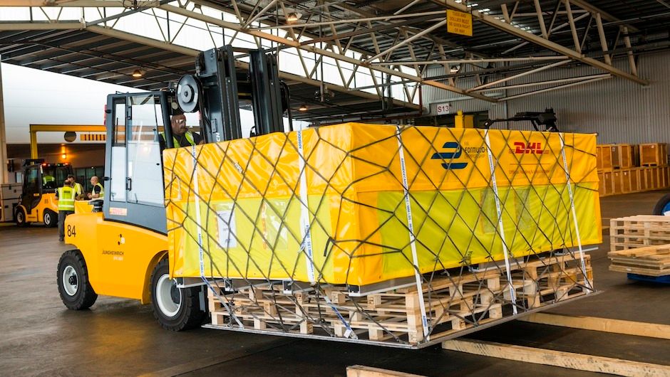 Some heavy lifting is need to move 450t of equipment