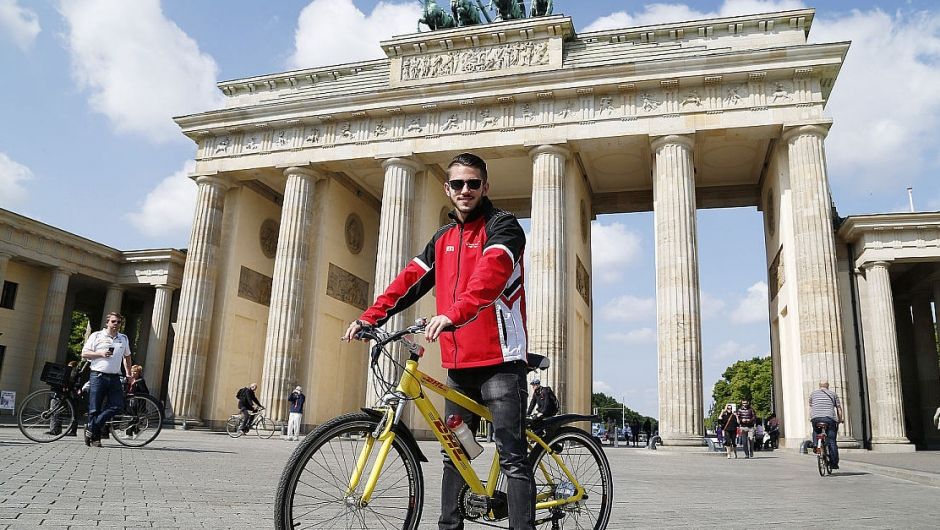 Formula E launches 2016 Berlin ePrix
