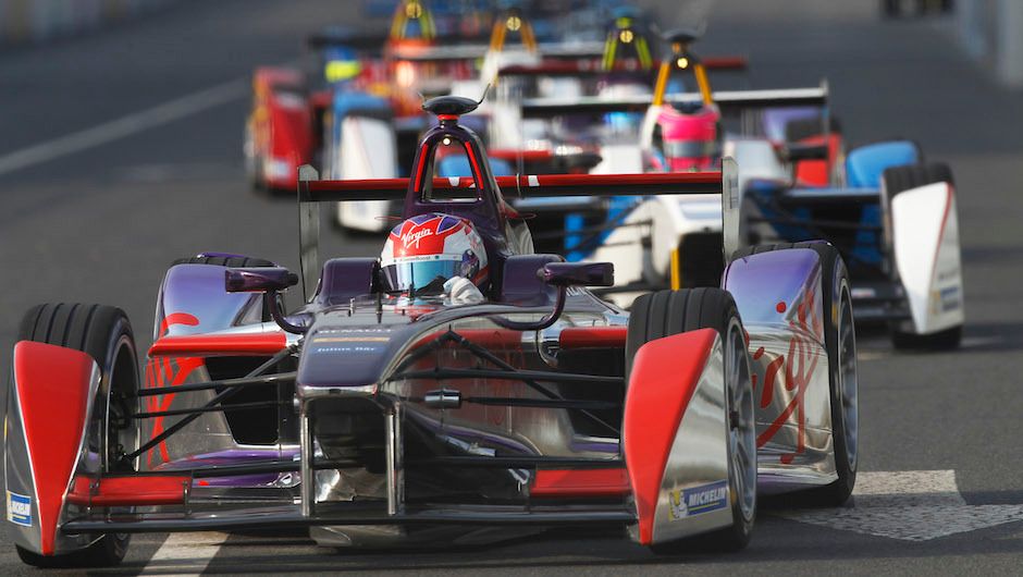 Sam Bird cruises to victory in Putrajaya ePrix