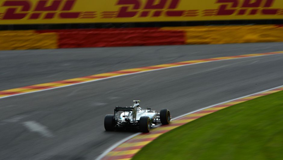 Rosberg sets 2nd consecutive DHL Fastest Lap in hard podium charge Rosberg sets 2nd consecutive DHL Fastest Lap in hard podium charge