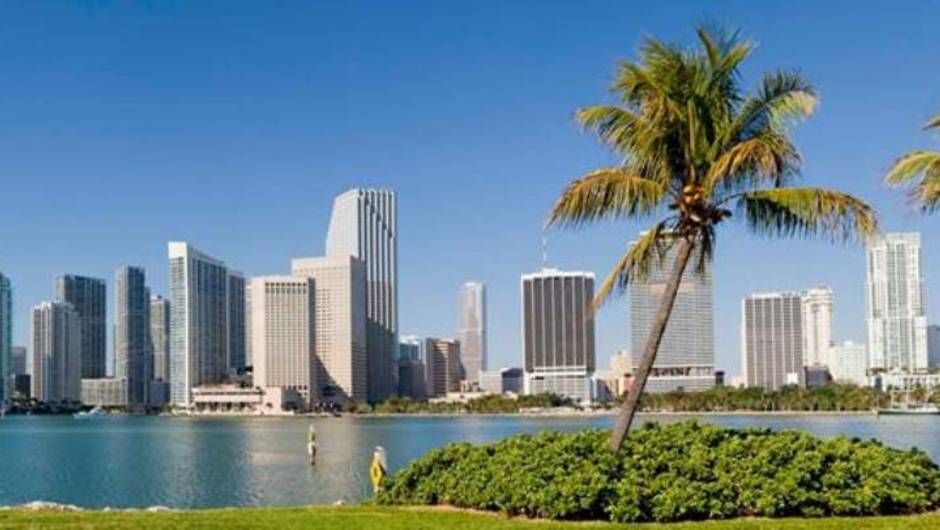 Formula E Fun in the Sun - Round 7 in Miami One Year Out Formula E Fun in the Sun - Round 7 in Miami One Year Out